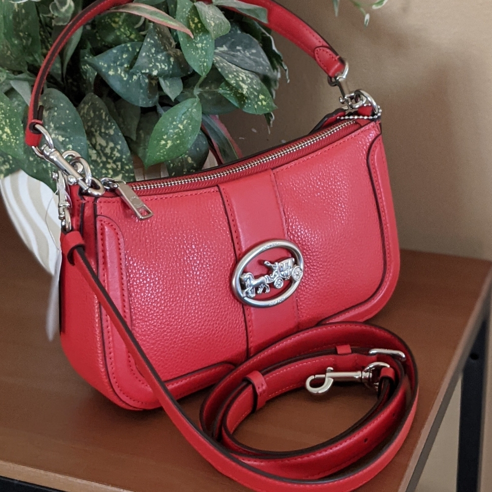 Coach Georgie Baguet Crossbody